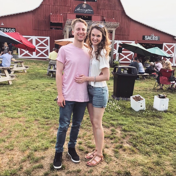 Meet your Posher, Kristen - Picture 4 of 4